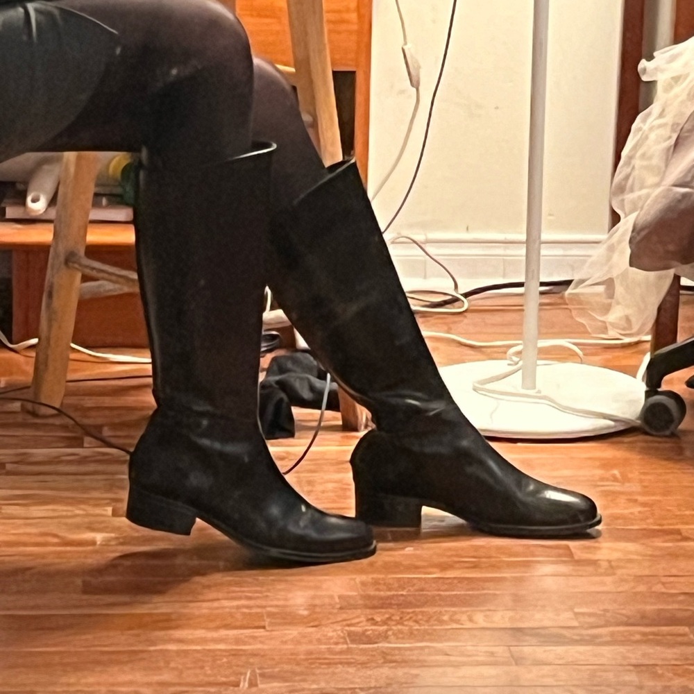 Black leather riding boots from the 90s size 8/8.5 w